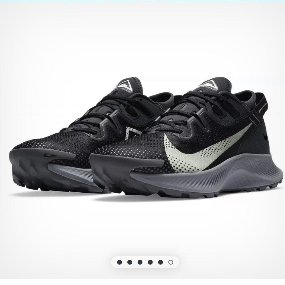 Nike Women’s Pegasus Trail 2 Sneakers - Picture 6 of 11
